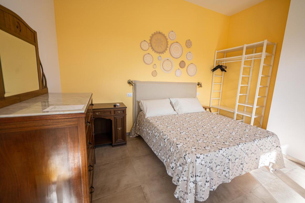Le Bisceglie Guest House Albanella Bagian luar foto