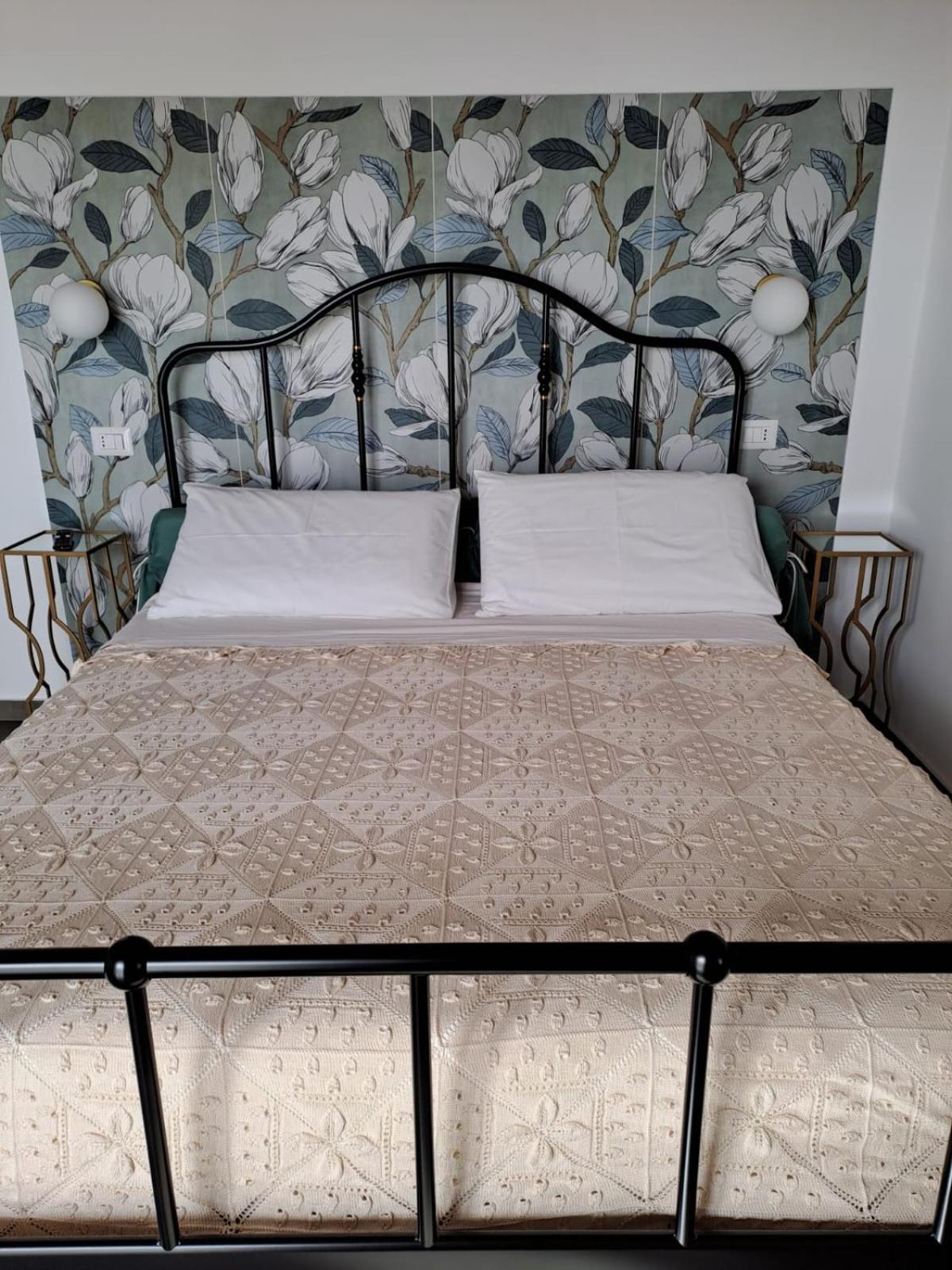 Le Bisceglie Guest House Albanella Bagian luar foto
